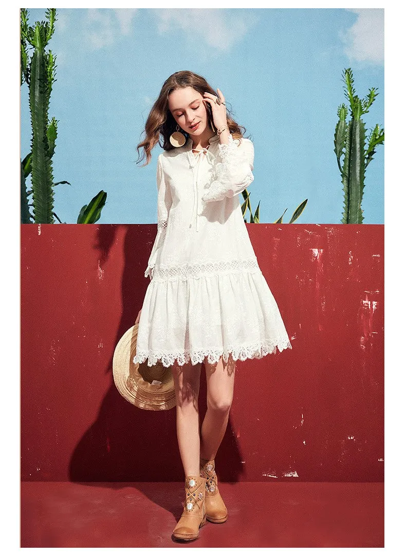 ARTKA LACE INSERT SMOCK DRESS IN WHITE