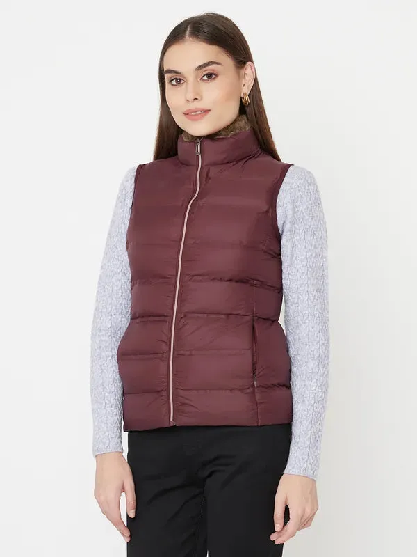 Mettle Women Maroon Sleevless Puffer Jacket