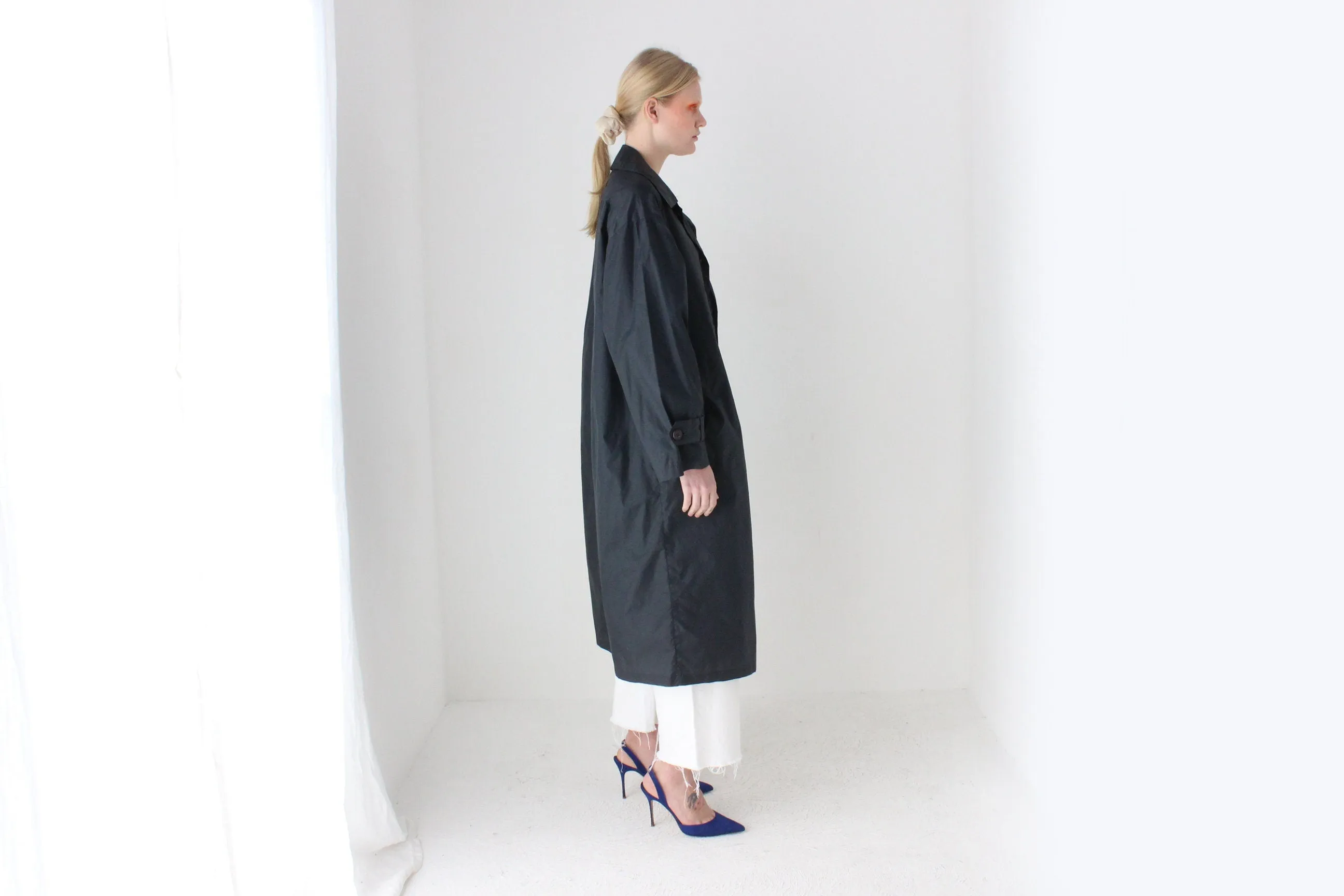 Minimal 80s Water Resistant Nylon Raincoat Trench