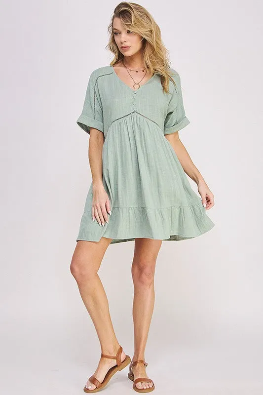 PLUS SIZE SHORT SLV BUTTON DOWN V-NECK SHORT DRESS