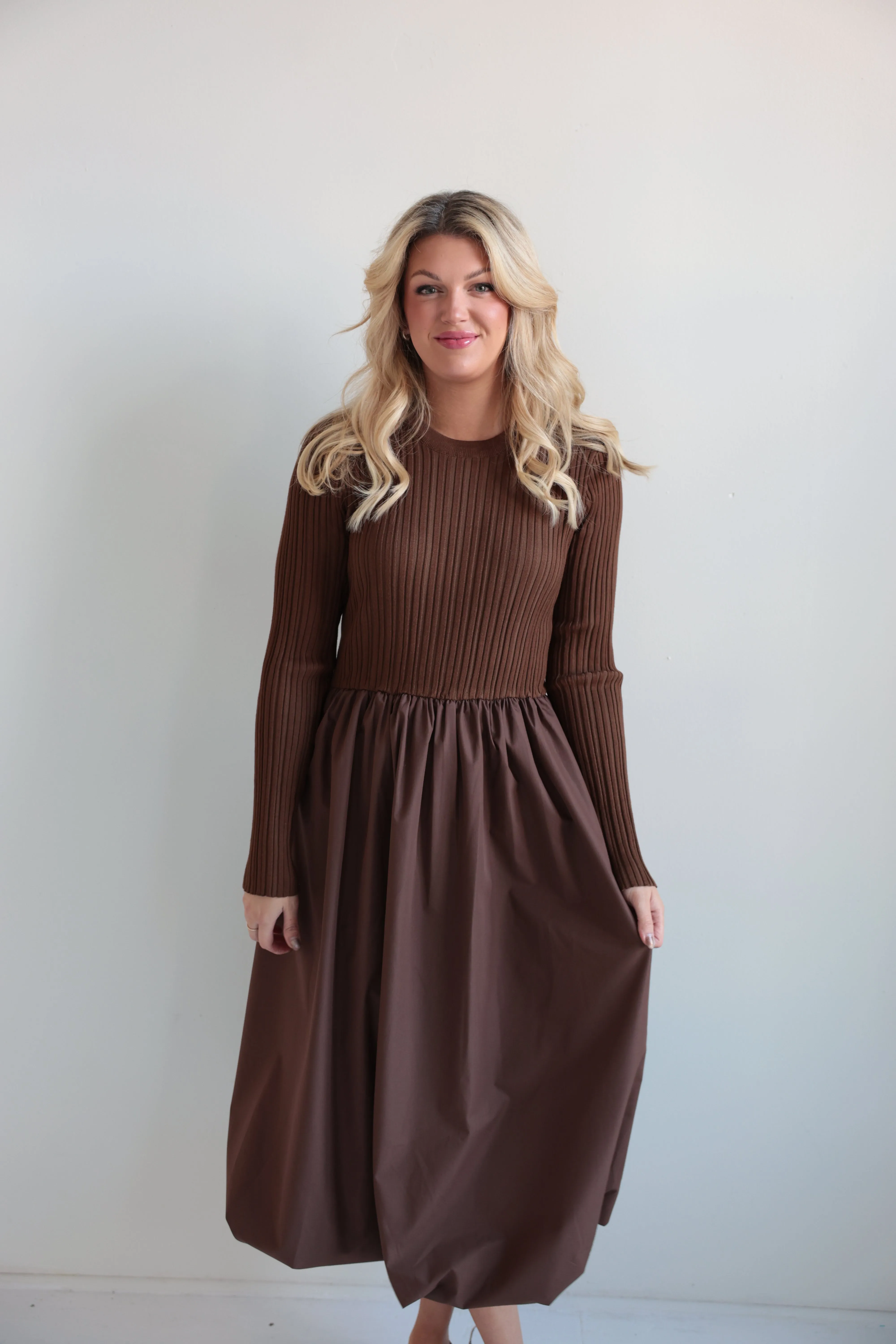 Ribbed Knit & Balloon Skirt Dress