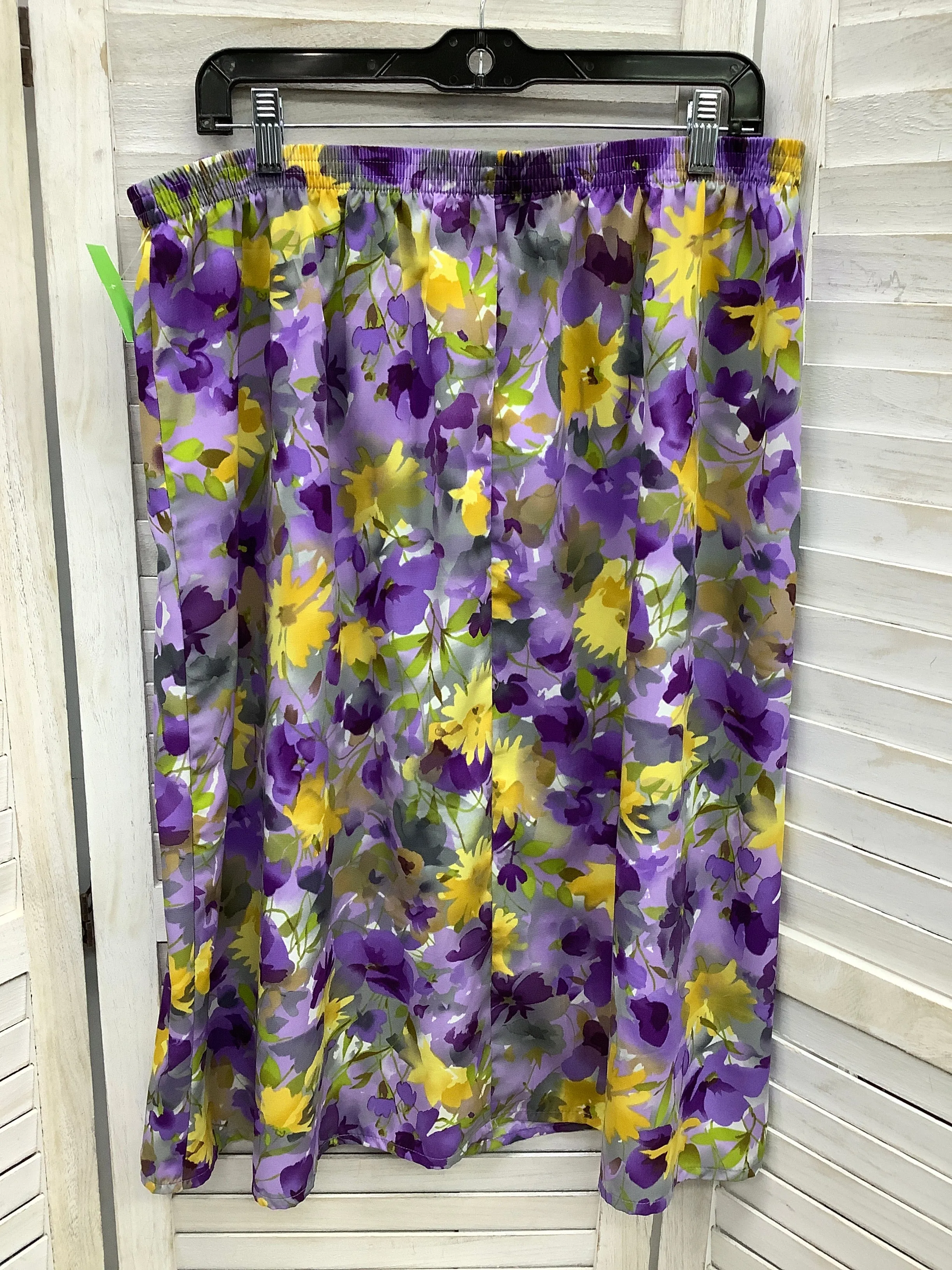 Skirt Midi By Blair  Size: Xl