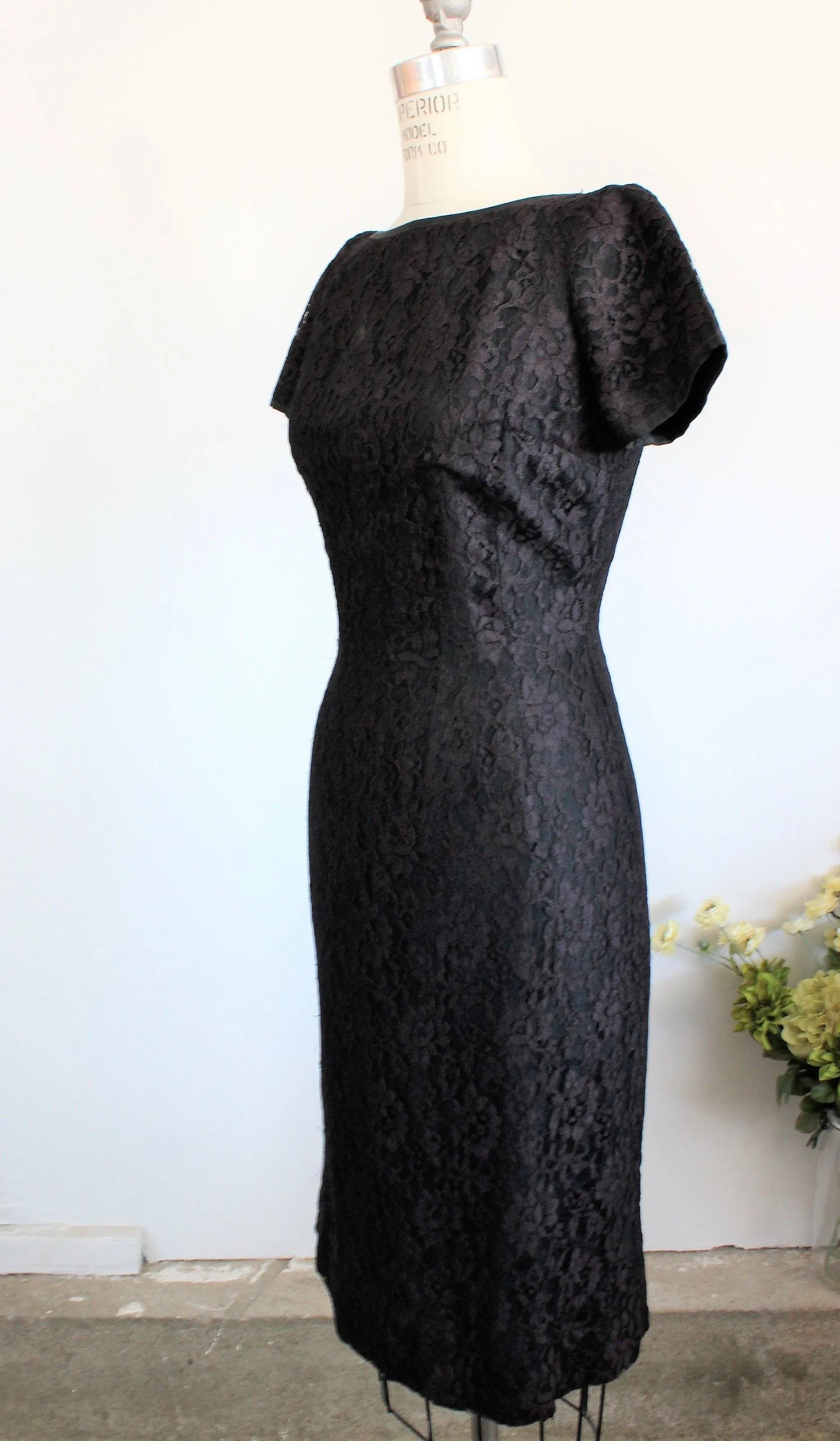 Vintage 1950s Black Lace Wiggle Dress With Cap Sleeve