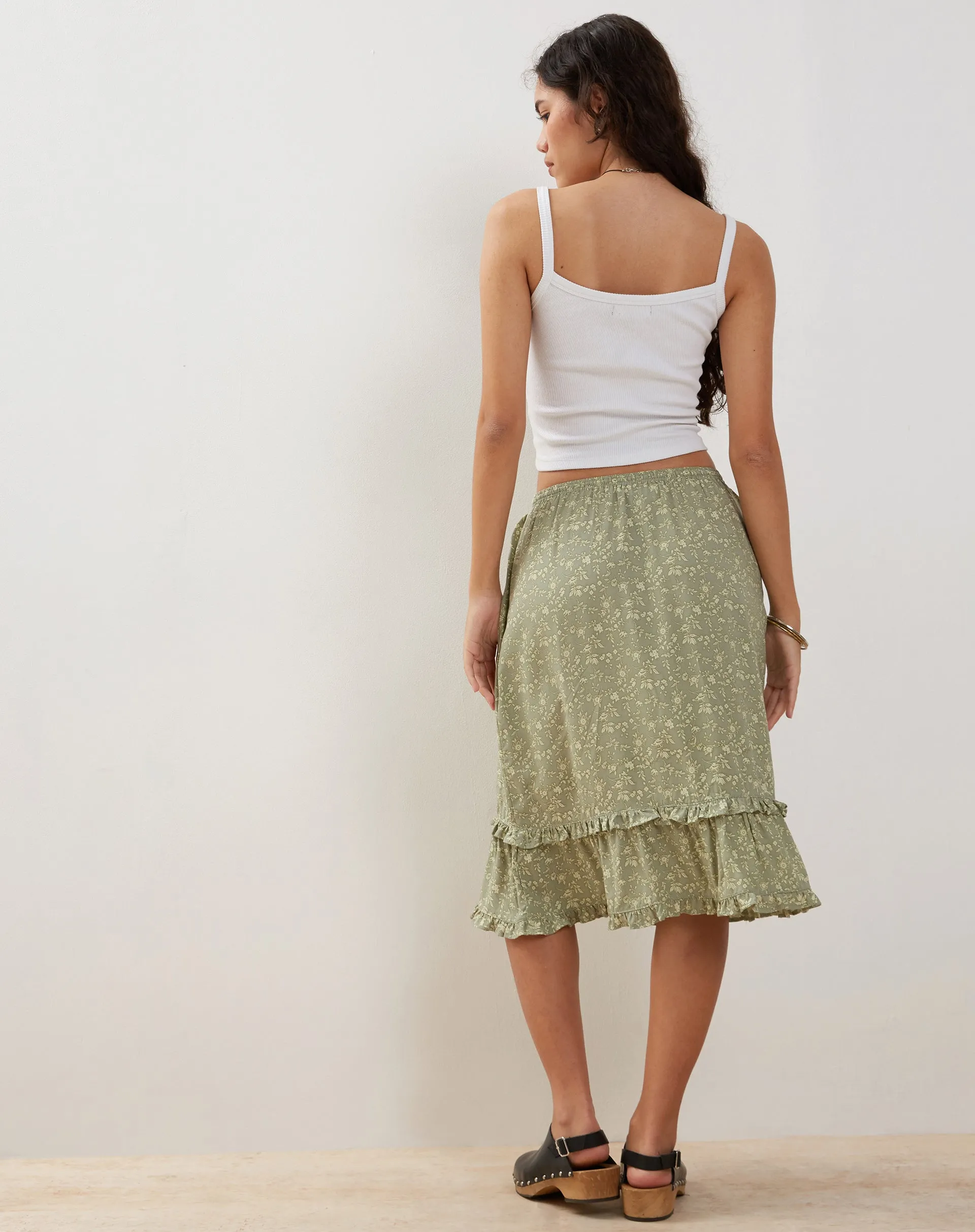 Wala Midi Skirt in Ditsy Floral Green